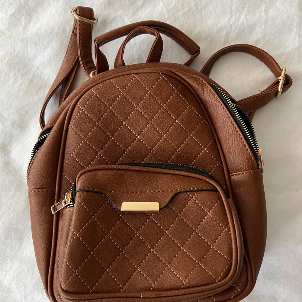 NWOT Brown Medium Size Backpack